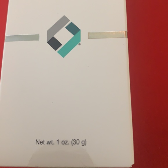 Obagi - Picture 4 of 4